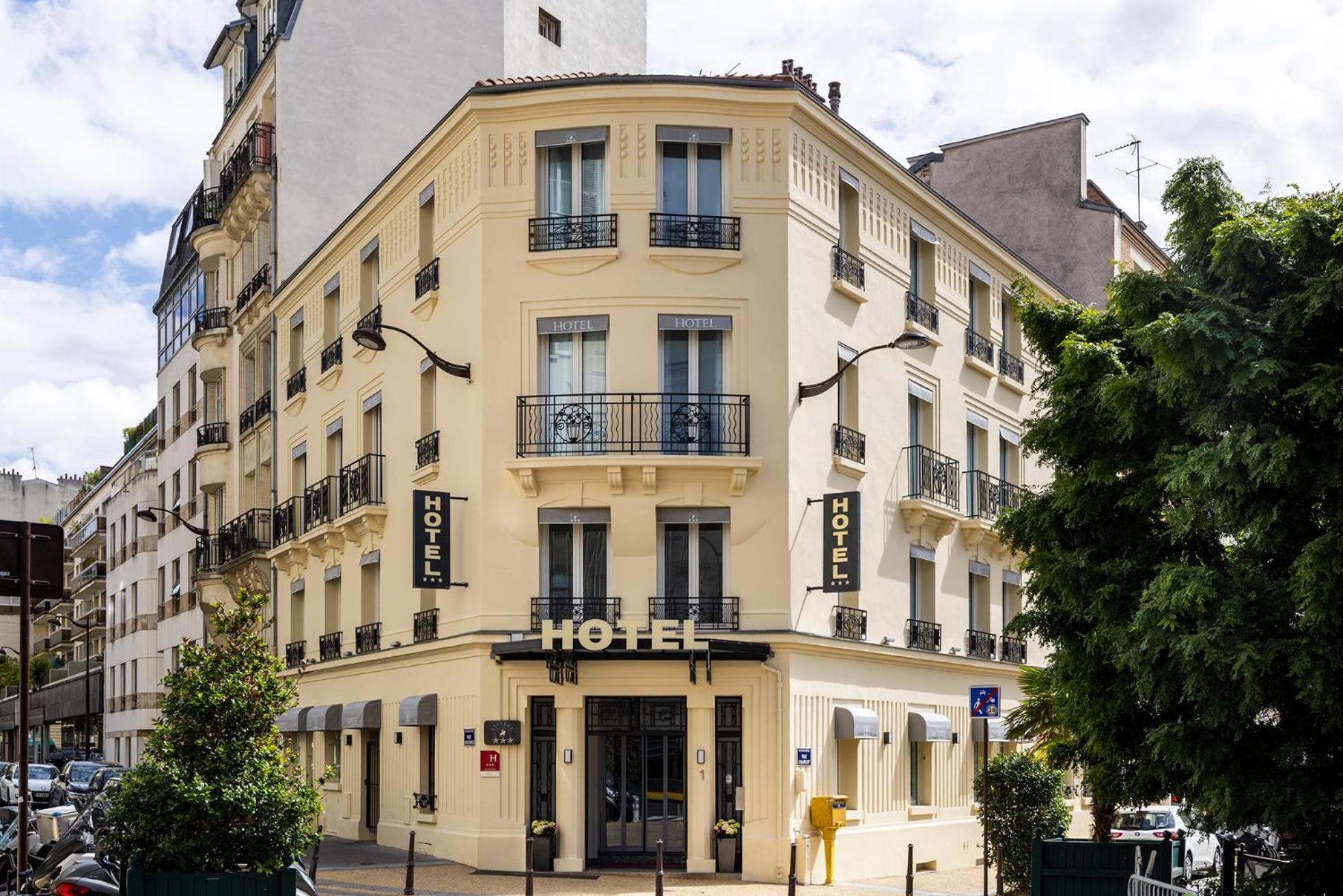 Hotel Charlemagne Neuilly-sur-Seine Bagian luar foto