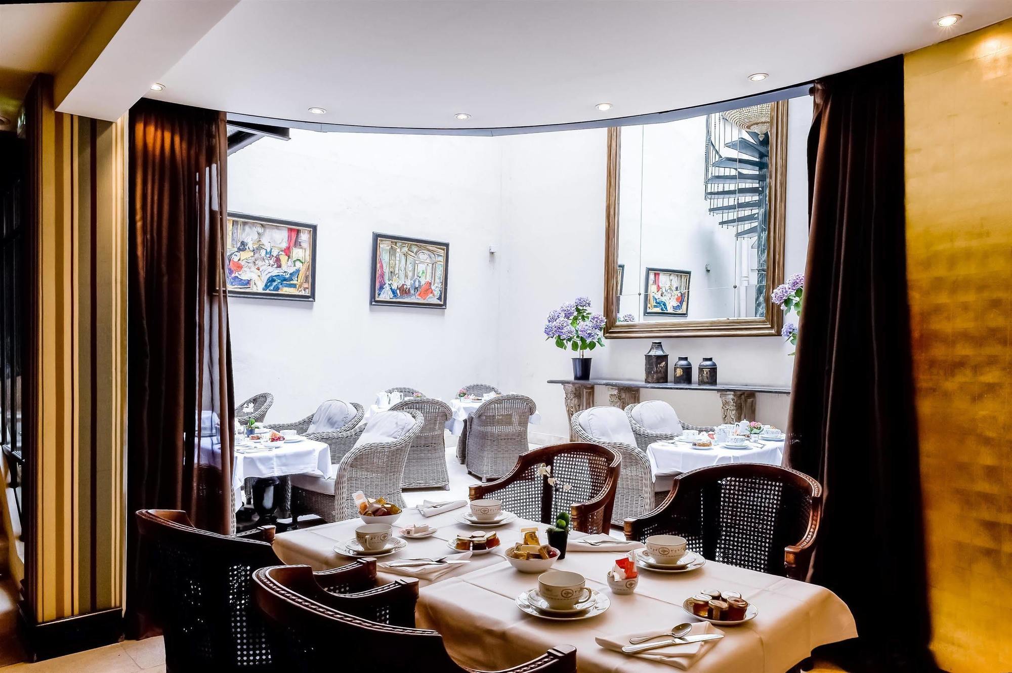 Hotel Charlemagne Neuilly-sur-Seine Bagian luar foto